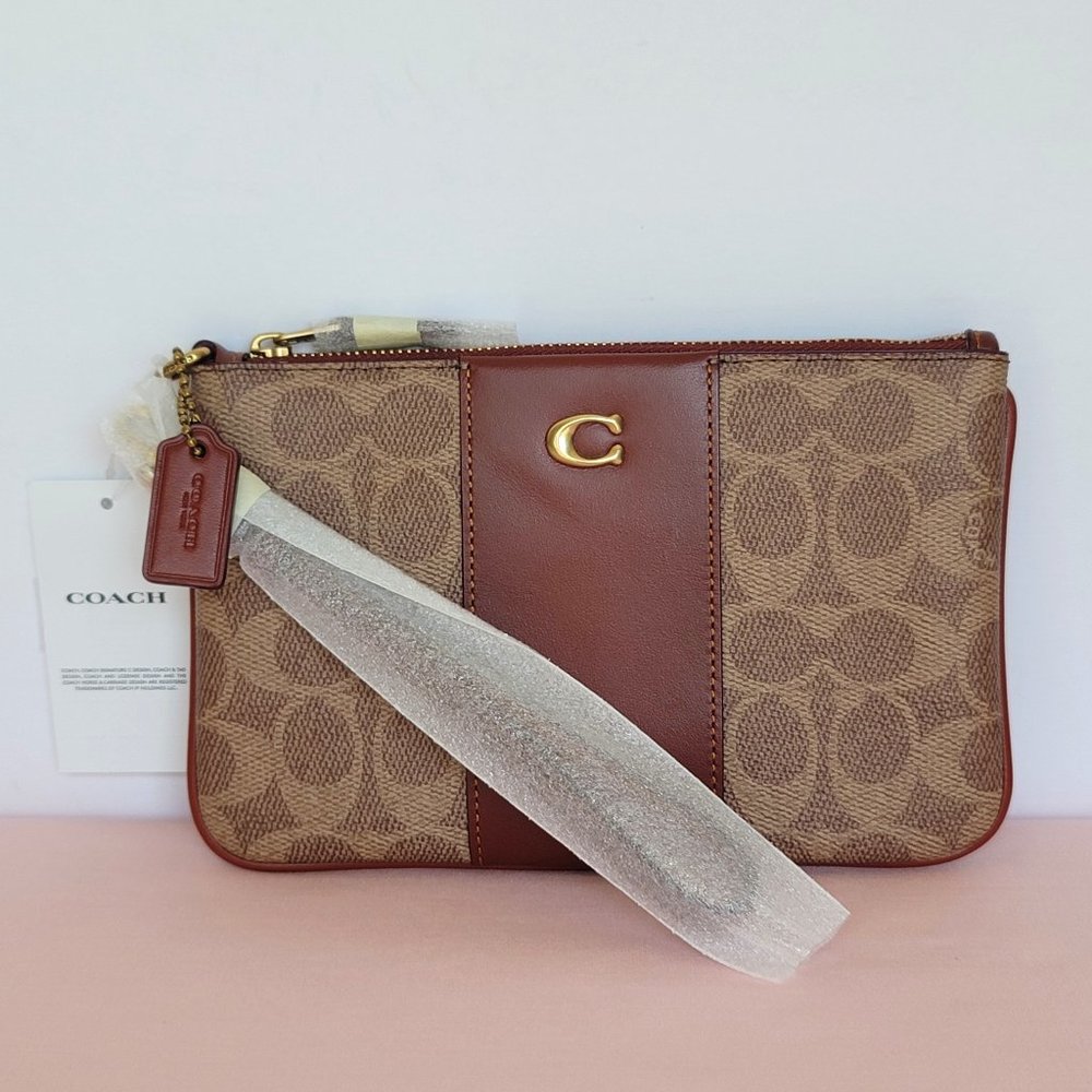 COACH Small Wristlet in Signature Logo Coated Canvas - Tan Rust⭐